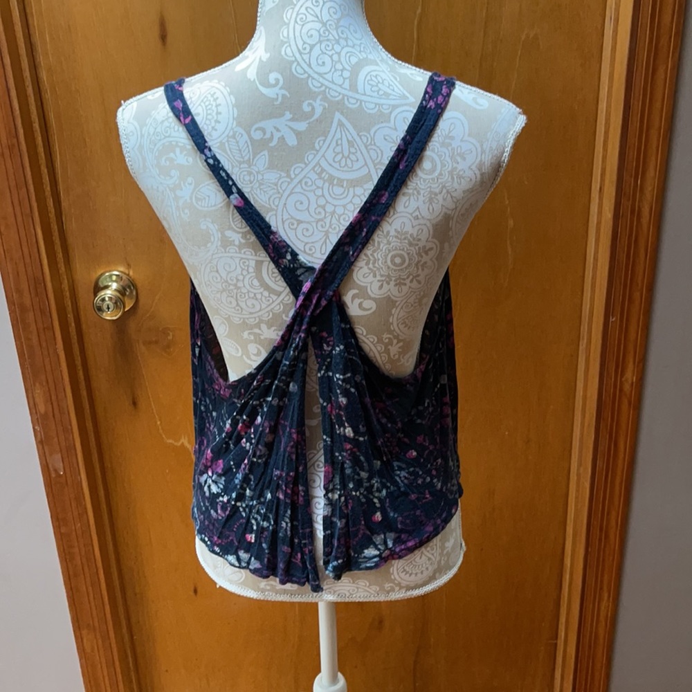 UO ecote split back tank. Size L - Picture 4 of 4
